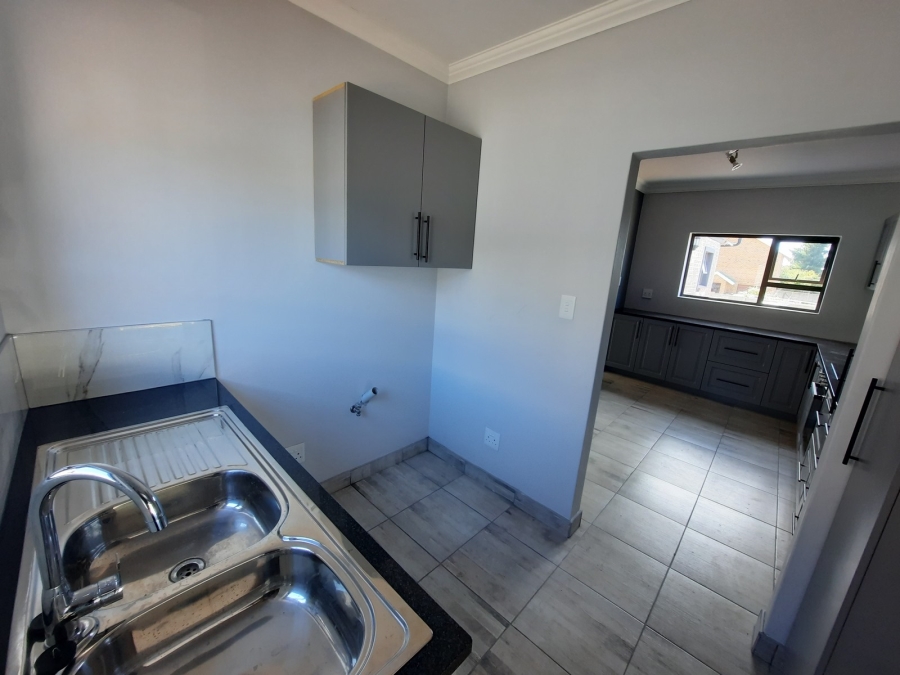 3 Bedroom Property for Sale in Groenvallei Western Cape